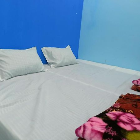 Baba Guest House 乌贾因 外观 照片
